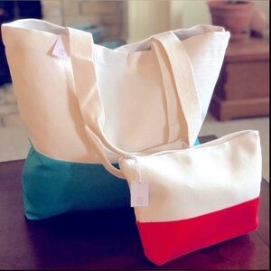 NWT Large Colour-Block Canvas & Vinyl-lined Tote Bag Set; Never Used
